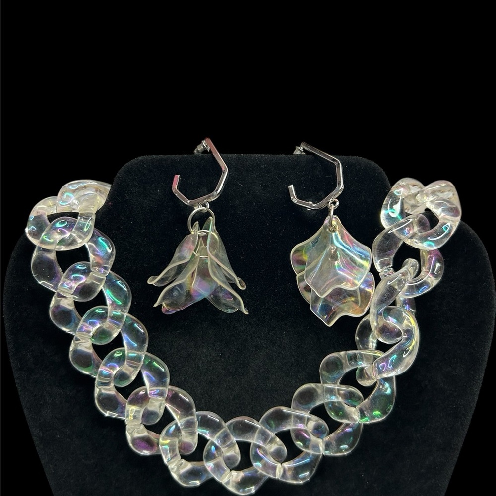 Jewelry Lot: Pre-loved Sets - Picture 6 of 6